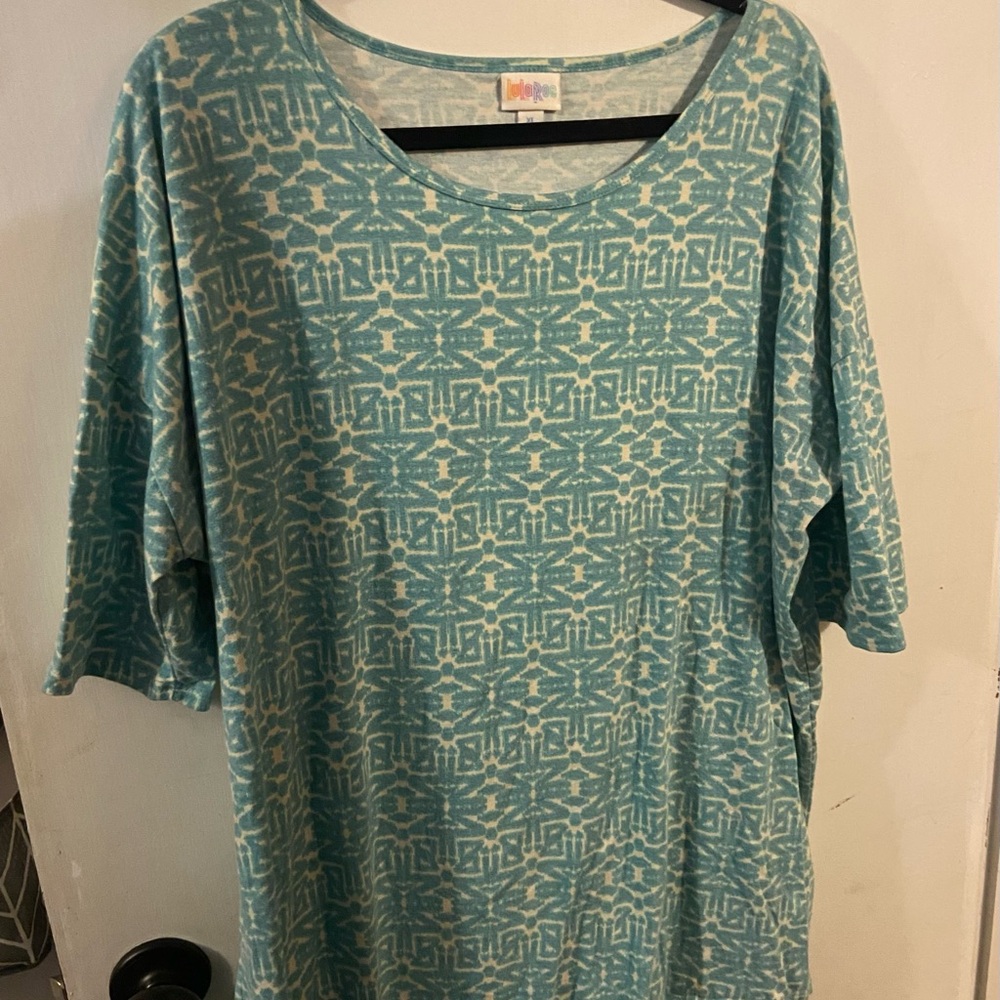 LuLaRoe Teal and Cream Geometric Short Sleeve Top